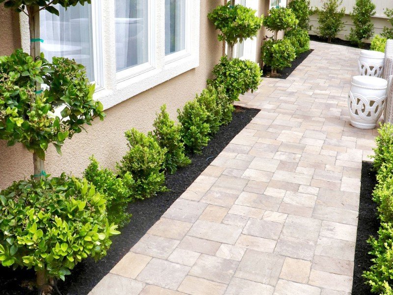 Độ dày quyết định độ bền và tuổi thọ của bê tông áp khuôn